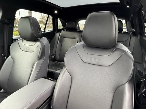 Certified 2023 Volkswagen ID.4 Pro S image 13