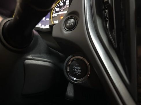 Certified 2025 Subaru Crosstrek 2.5i Sport AWD/4WD image 21