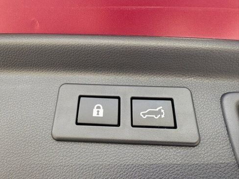 Used 2024 Subaru Forester Limited image 8