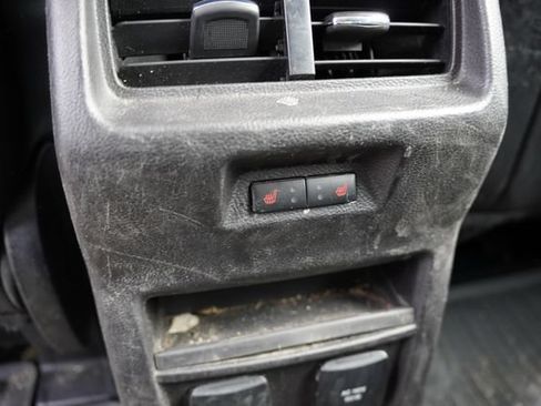 Used 2017 Ford Edge Titanium w/ Equipment Group 302A AWD/4WD image 4
