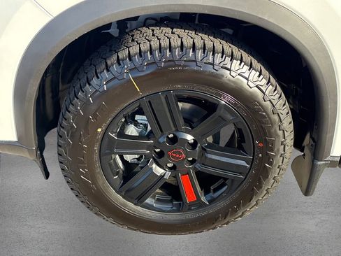 New 2026 Nissan Rogue SV image 12