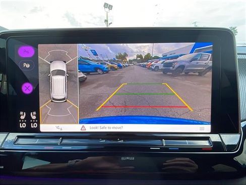 Used 2024 Volkswagen Atlas Cross Sport SEL Premium R-Line image 23