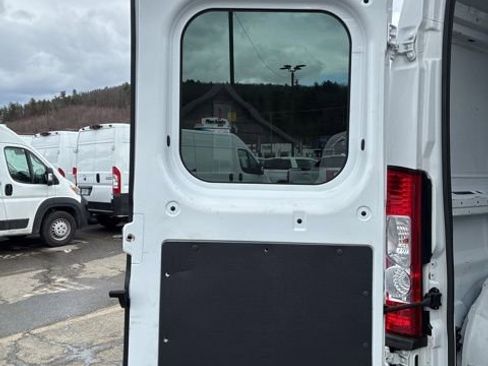 Used 2023 RAM ProMaster 2500 FWD image 26