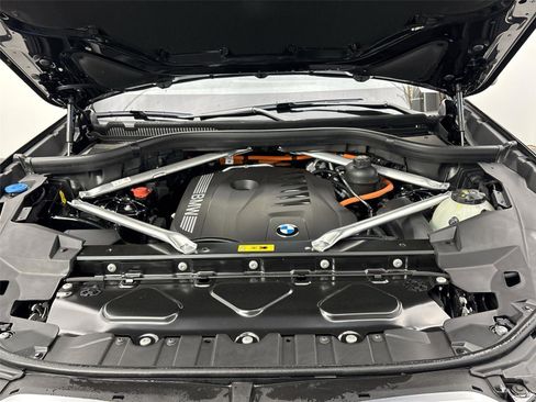 Used 2026 BMW X5 xDrive50e w/ Climate Comfort Package image 20