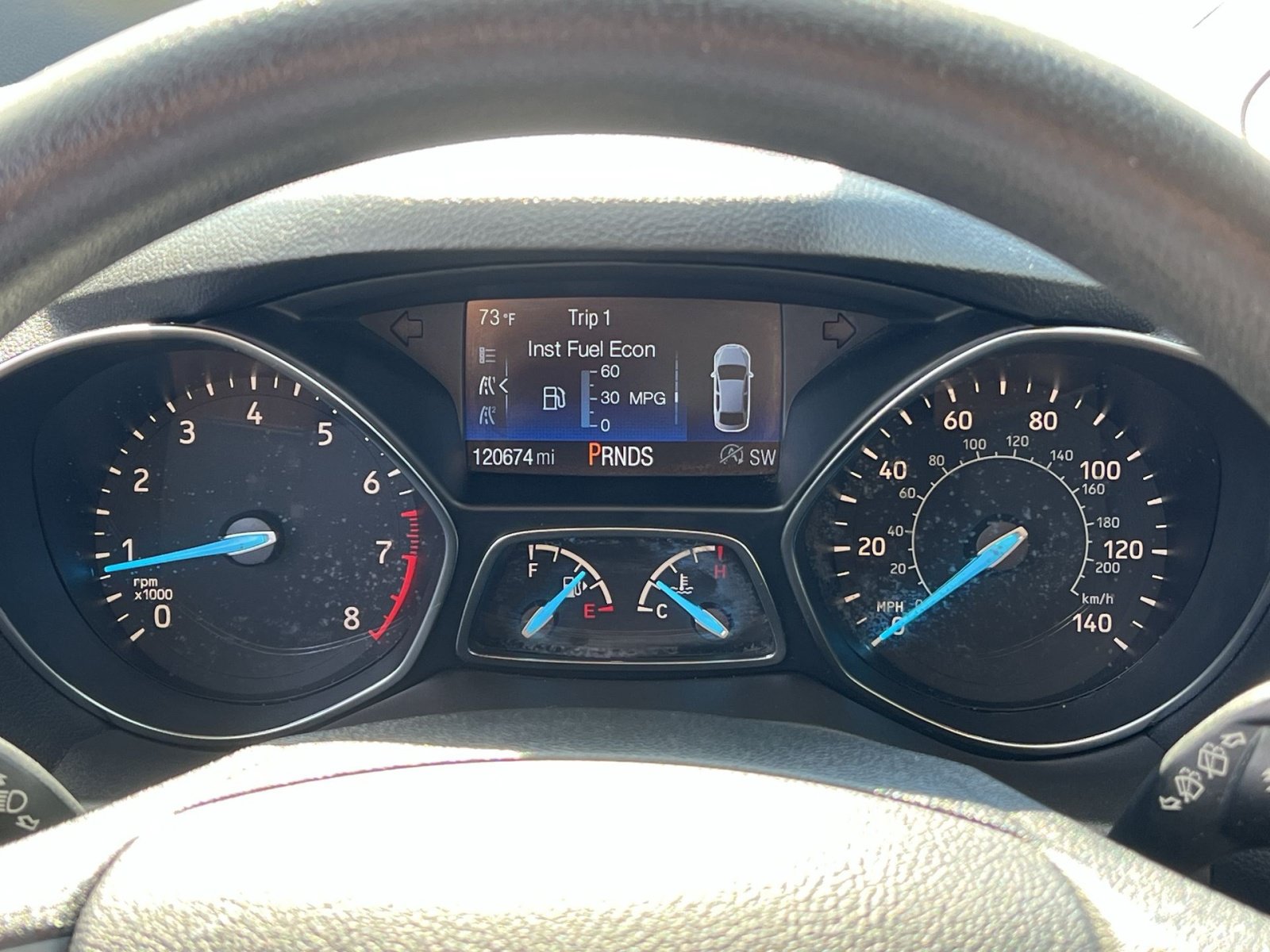 Used 2018 Ford Escape SE w/ Ford Safe & Smart Package FWD image 17