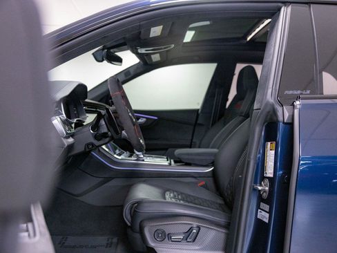 Used 2025 Audi RS Q8 performance image 39