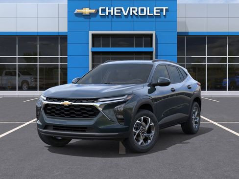 New 2026 Chevrolet Trax LT w/ Sunroof Package image 36