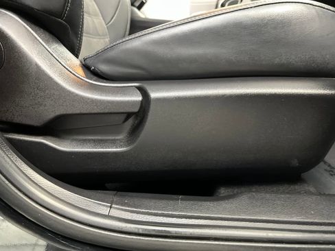 Used 2023 Mitsubishi Outlander SE image 25