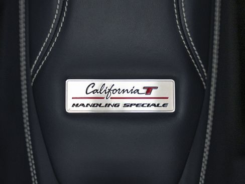 Used 2017 Ferrari California T image 41