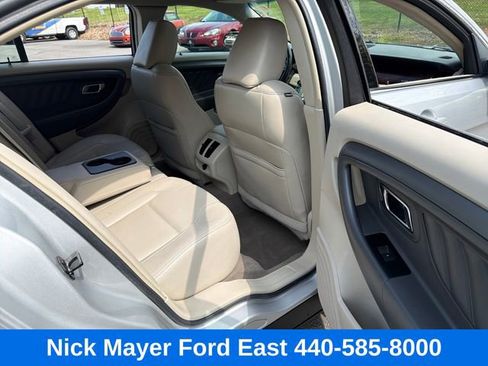 Used 2010 Ford Taurus SEL FWD image 18