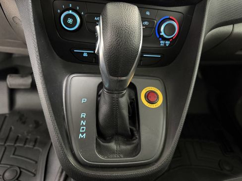 Used 2020 Ford Transit Connect XL FWD image 13
