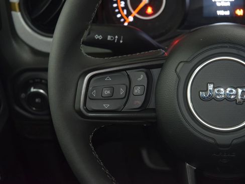 Used 2026 Jeep Wrangler Unlimited Sport AWD/4WD image 36