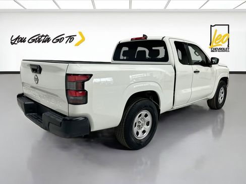 Used 2024 Nissan Frontier S w/ S Utility Package image 5