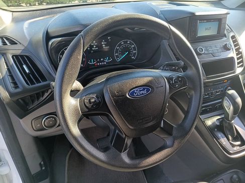 Used 2020 Ford Transit Connect XL FWD image 17