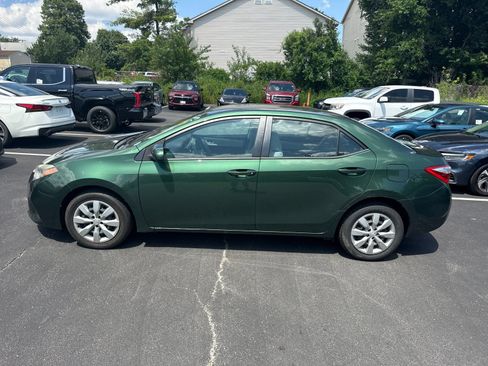 Used 2014 Toyota Corolla LE FWD image 3