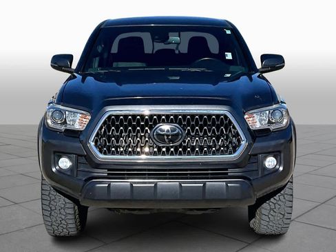 Used 2018 Toyota Tacoma TRD Off-Road image 4