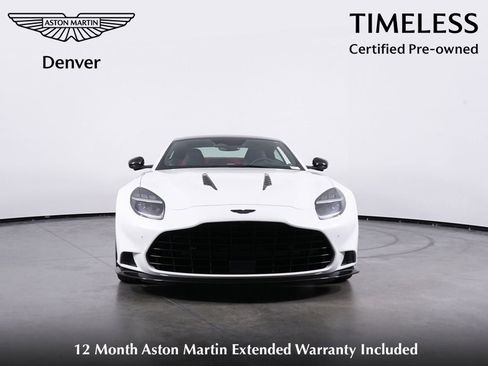 Used 2025 Aston Martin Vanquish image 11