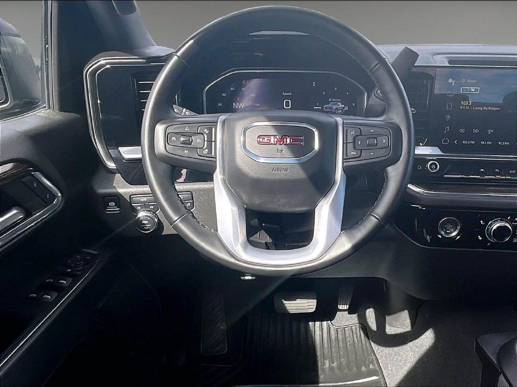 Used 2024 GMC Sierra 1500 Elevation AWD/4WD image 16
