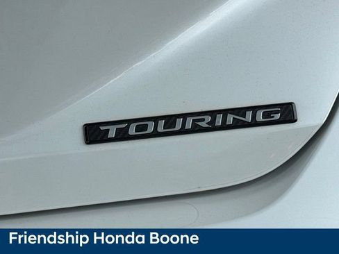 Used 2019 Toyota Avalon Touring w/ Advanced Safety Package FWD image 13