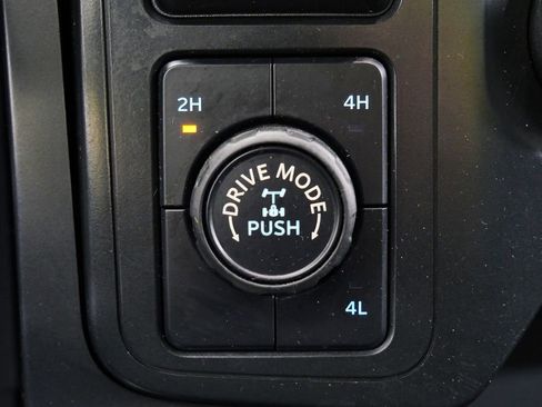 Used 2021 Ford F150 XL w/ Equipment Group 101A High AWD/4WD image 27