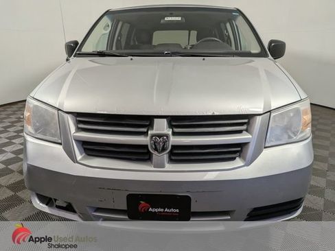 Used 2009 Dodge Grand Caravan SE FWD image 2