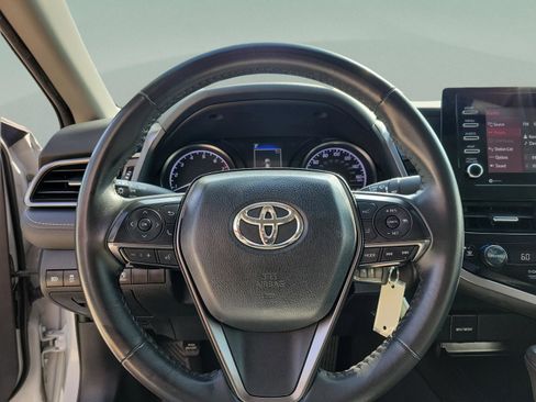 Used 2024 Toyota Camry SE FWD image 13