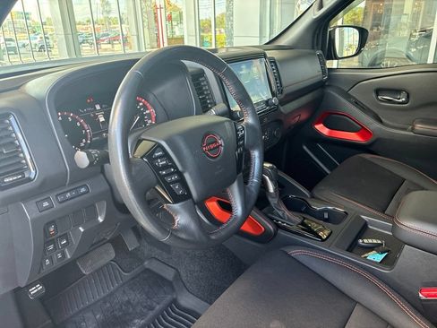 Used 2024 Nissan Frontier PRO-4X w/ Technology Package AWD/4WD image 11