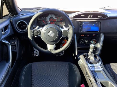 Used 2017 Toyota 86 860 Special Edition image 5