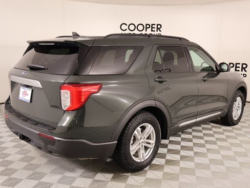 Used 2022 Ford Explorer XLT w/ Class IV Trailer Tow Package RWD image 21