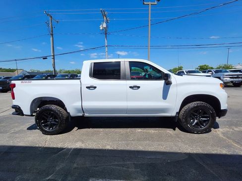 Used 2023 Chevrolet Silverado 1500 LT Trail Boss w/ Convenience Package II AWD/4WD image 6