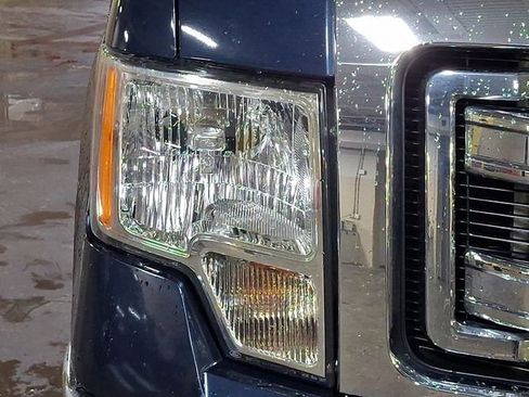 Used 2013 Ford F150 XLT w/ Mid Equipment Group image 9