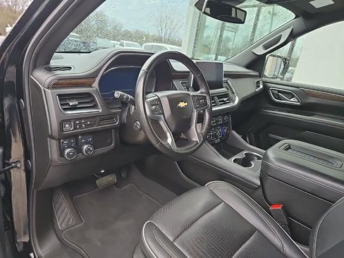 Used 2024 Chevrolet Tahoe Premier AWD/4WD image 35