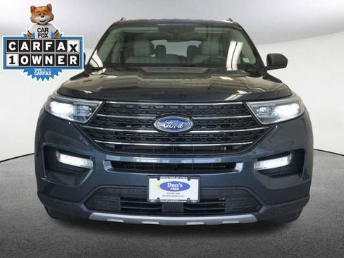 Used 2023 Ford Explorer XLT w/ Equipment Group 202A AWD/4WD image 17