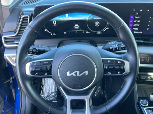 Certified 2023 Kia Sportage SX AWD/4WD image 16
