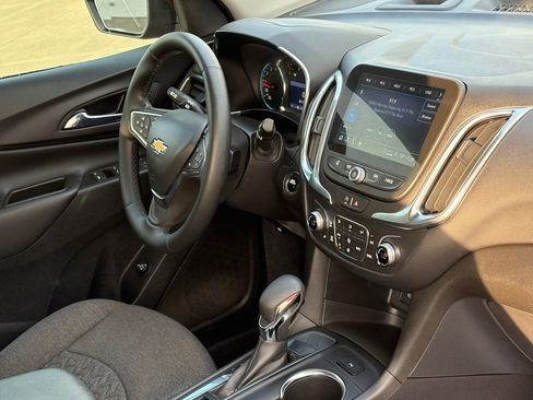 Used 2023 Chevrolet Equinox LT FWD image 37