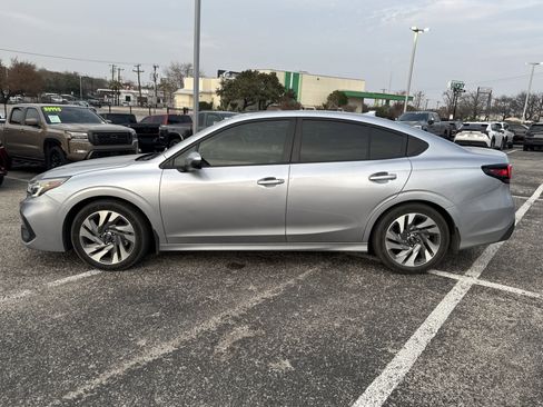 Used 2023 Subaru Legacy Limited image 6