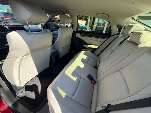Used 2020 Honda Accord Hybrid image 10