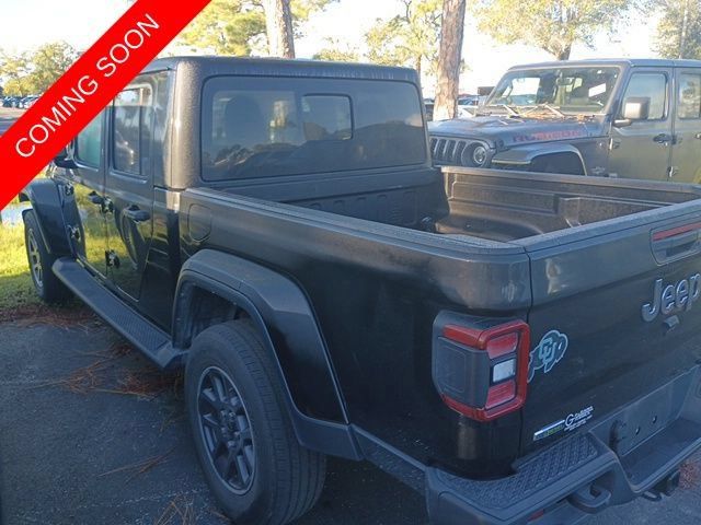 Used 2022 Jeep Gladiator Overland w/ LED Lighting Group AWD/4WD image 4