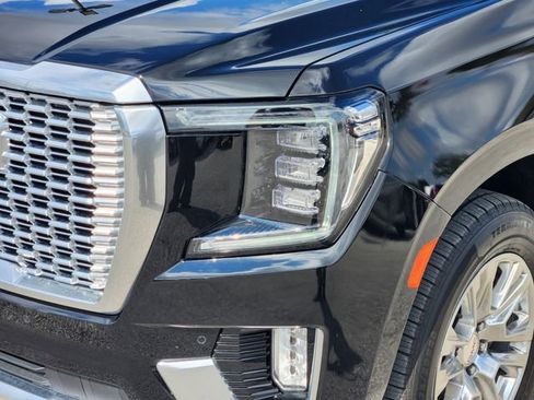 Used 2024 GMC Yukon Denali AWD/4WD image 7