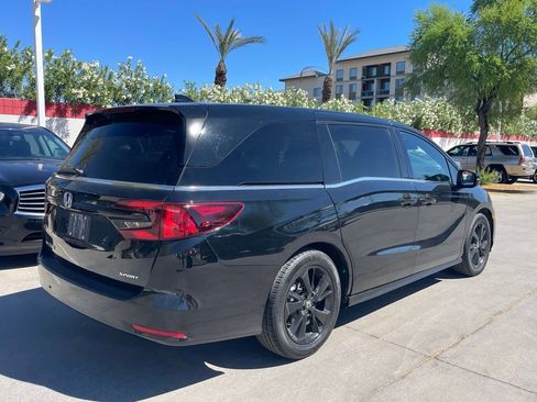 Used 2024 Honda Odyssey Sport image 2
