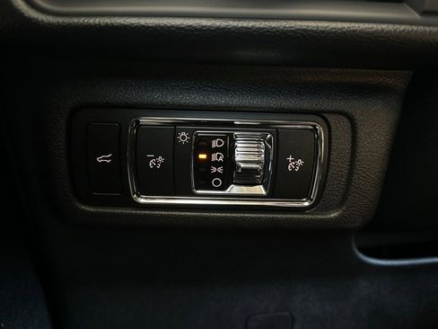 New 2025 Lincoln Corsair Reserve w/ Equipment Group 202A image 27