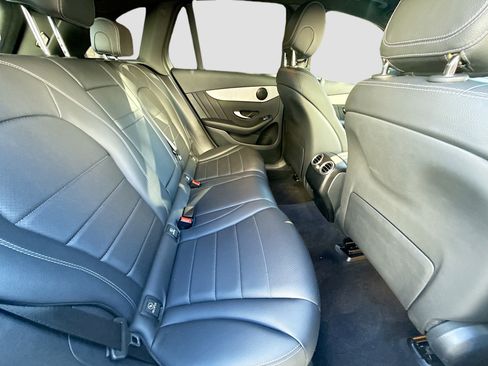 Used 2022 Mercedes-Benz GLC 300 w/ AMG Line image 28