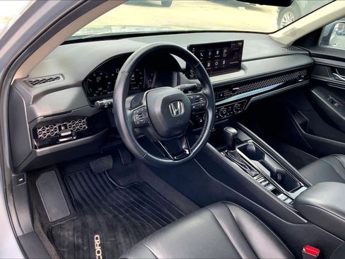 Used 2024 Honda Accord EX-L image 16