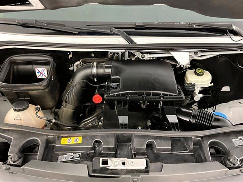 Used 2019 Mercedes-Benz Sprinter 144 image 28
