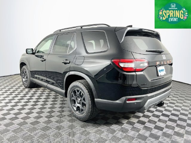 New 2026 Honda Pilot TrailSport image 4