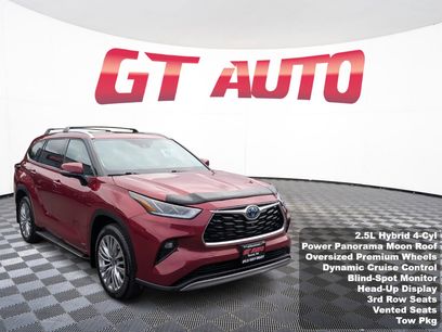 Used 2024 Toyota Highlander Platinum
