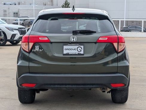 Used 2018 Honda HR-V EX image 5