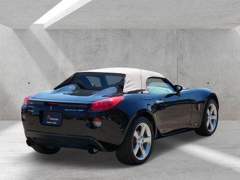Used 2007 Pontiac Solstice GXP RWD image 3