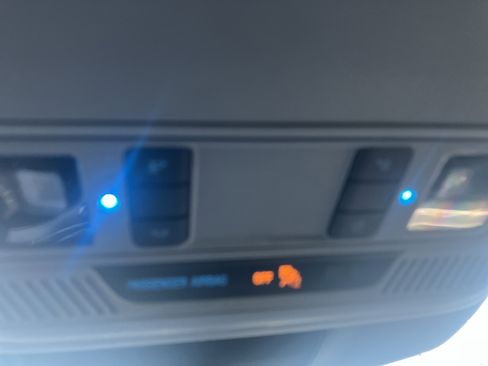 Used 2023 Ford Explorer XLT w/ Equipment Group 202A image 11