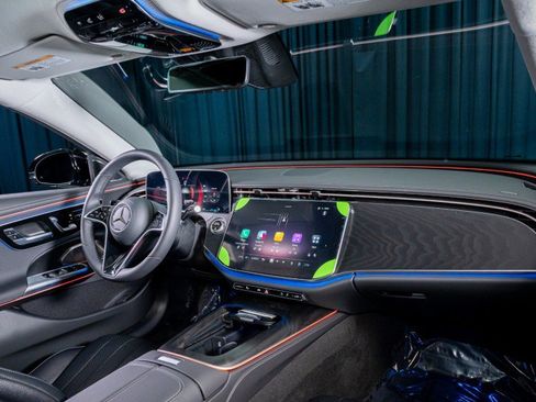 New 2025 Mercedes-Benz E 450 4MATIC All-Terrain Wagon image 4